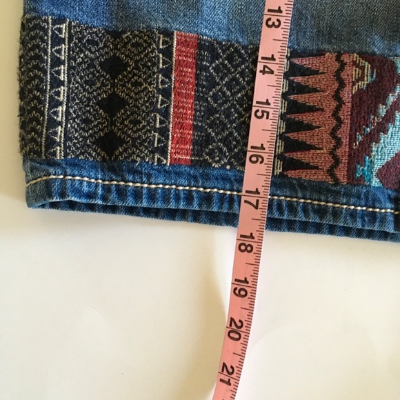 Miss Me High Rise Jean Skirt Southwestern Embroidered Aztec Cotton Denim Size 28 - Picture 15 of 15
